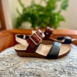 NAOT Dynasty Women’s Wedge Sandal Size EU 37